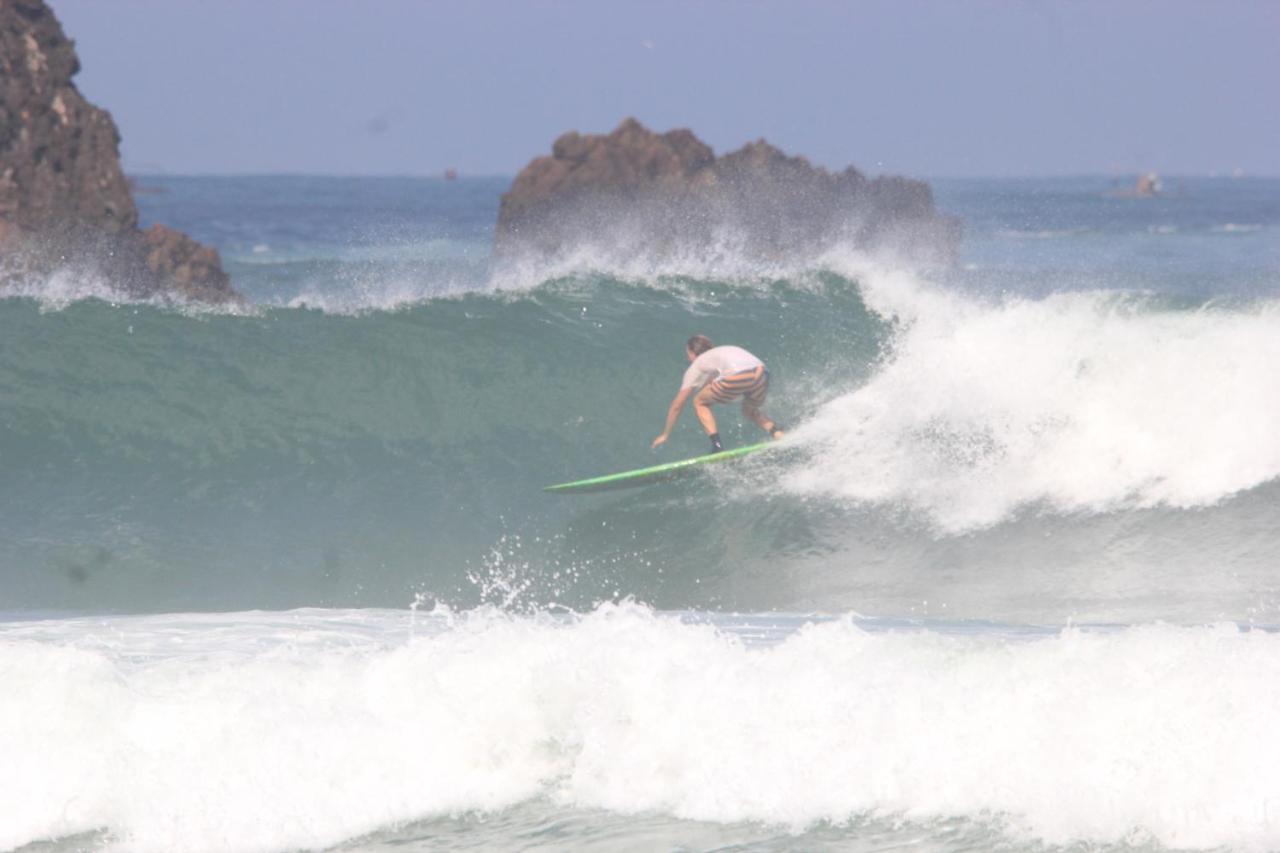 Big Daddy'S Surfcamp Apartment Pasanggaran Екстериор снимка